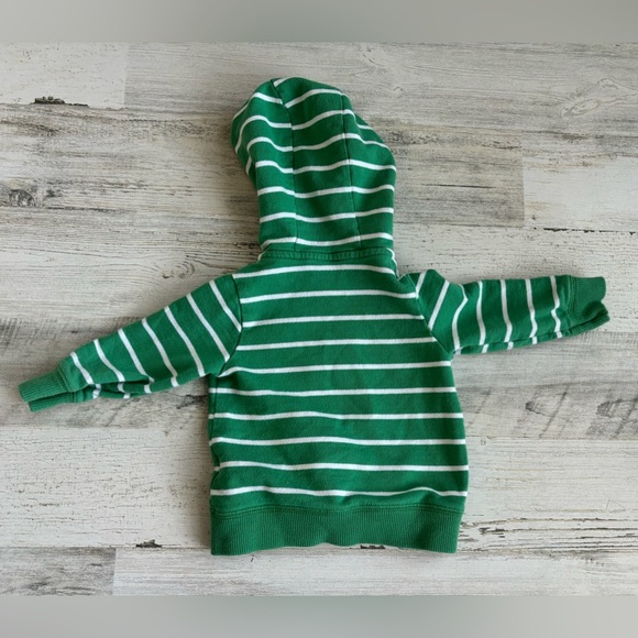 3/$9 - Carter’s Boys Hoodie Size 6 months - Picture 2 of 3
